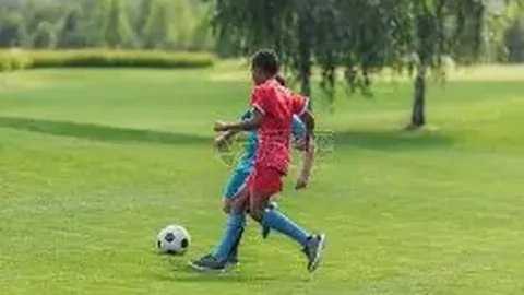 奥坎波斯精准直塞费尔南多立功，塞维利亚2比0击败皇家贝蒂斯开启复赛连胜之旅